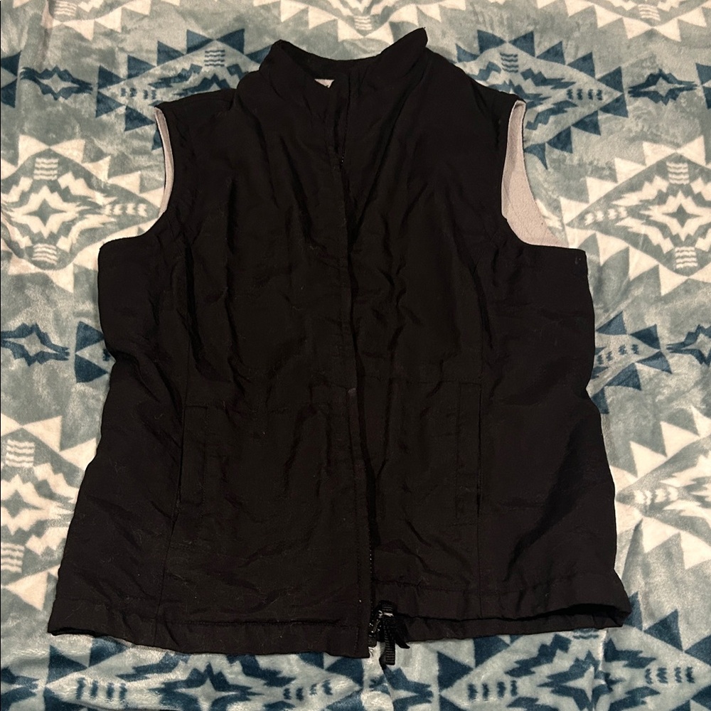 Black Women's Puffer Vest - Brand Unknown
